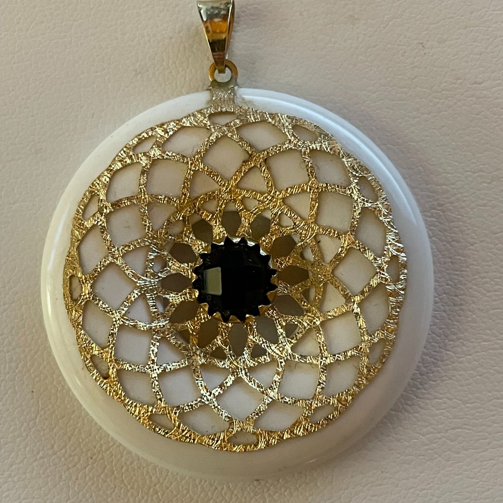 14k Italy Itaor White Pendant With Gold Lattice